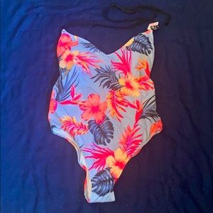 Toria secrets pink one piece swimsuit